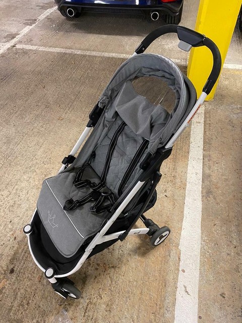 gumtree travel pram